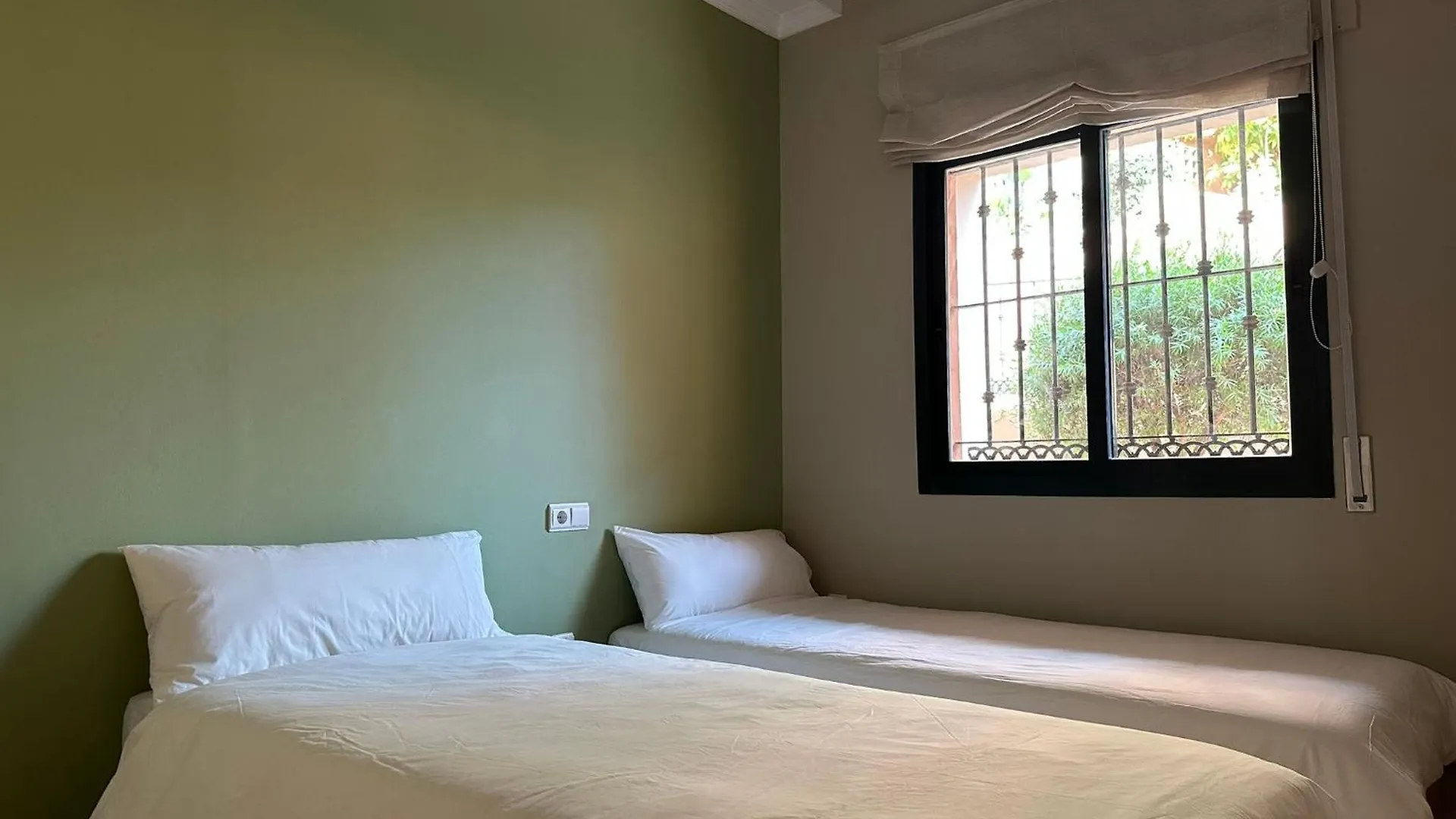 Amplio Y Familiar Apartamento En Marbella Apartman Spanyolország