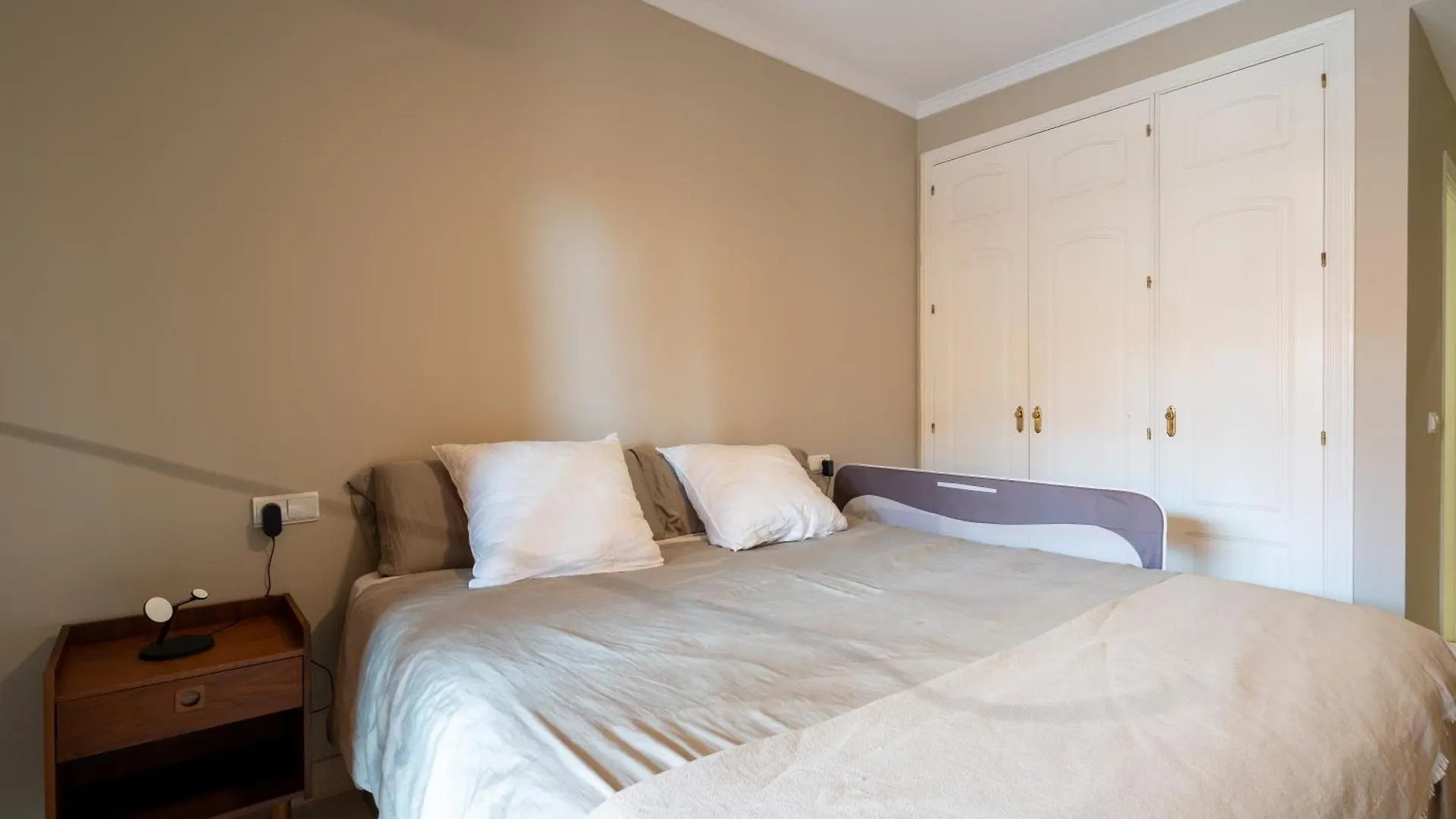 Amplio Y Familiar Apartamento En Marbella Daire